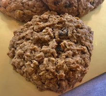 Load image into Gallery viewer, Oatmeal Raisin Cookie - Large
